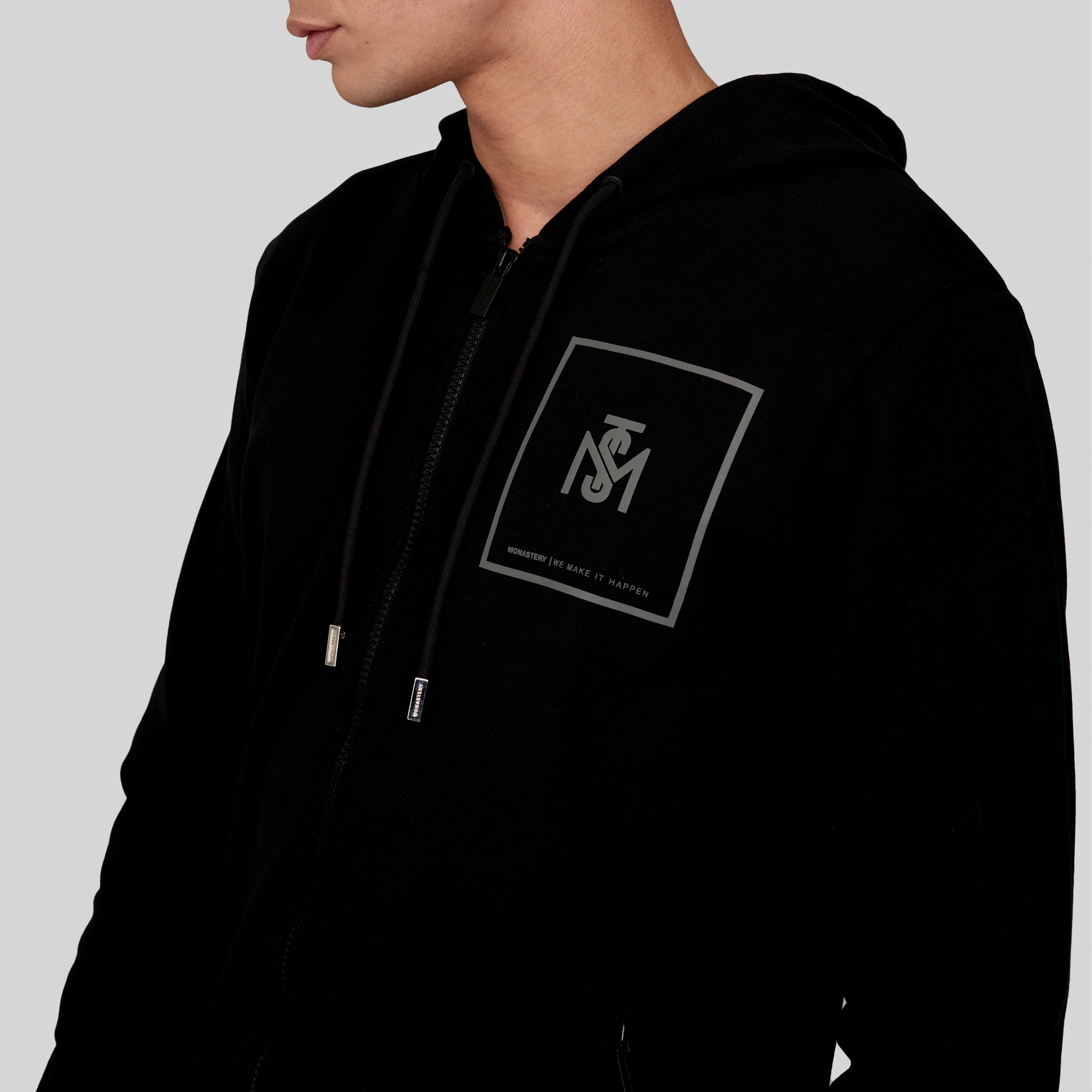 AKTION BLACK HOODIE