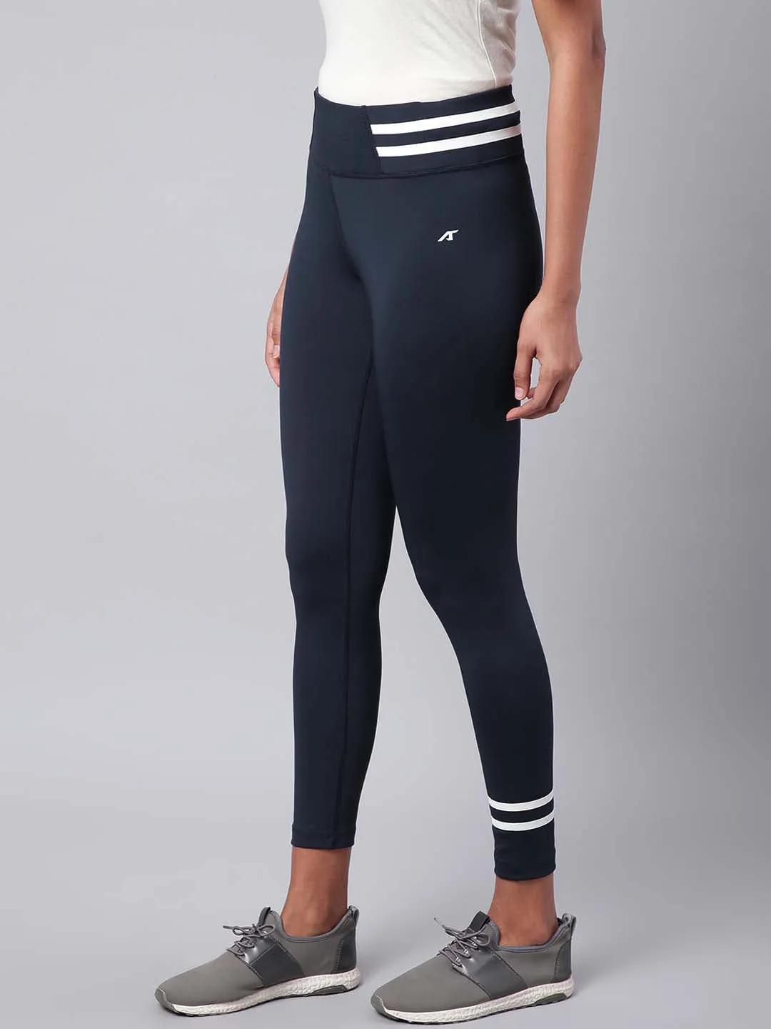 Alcis Women Navy Blue White Drytech  Solid Cropped Training Tights