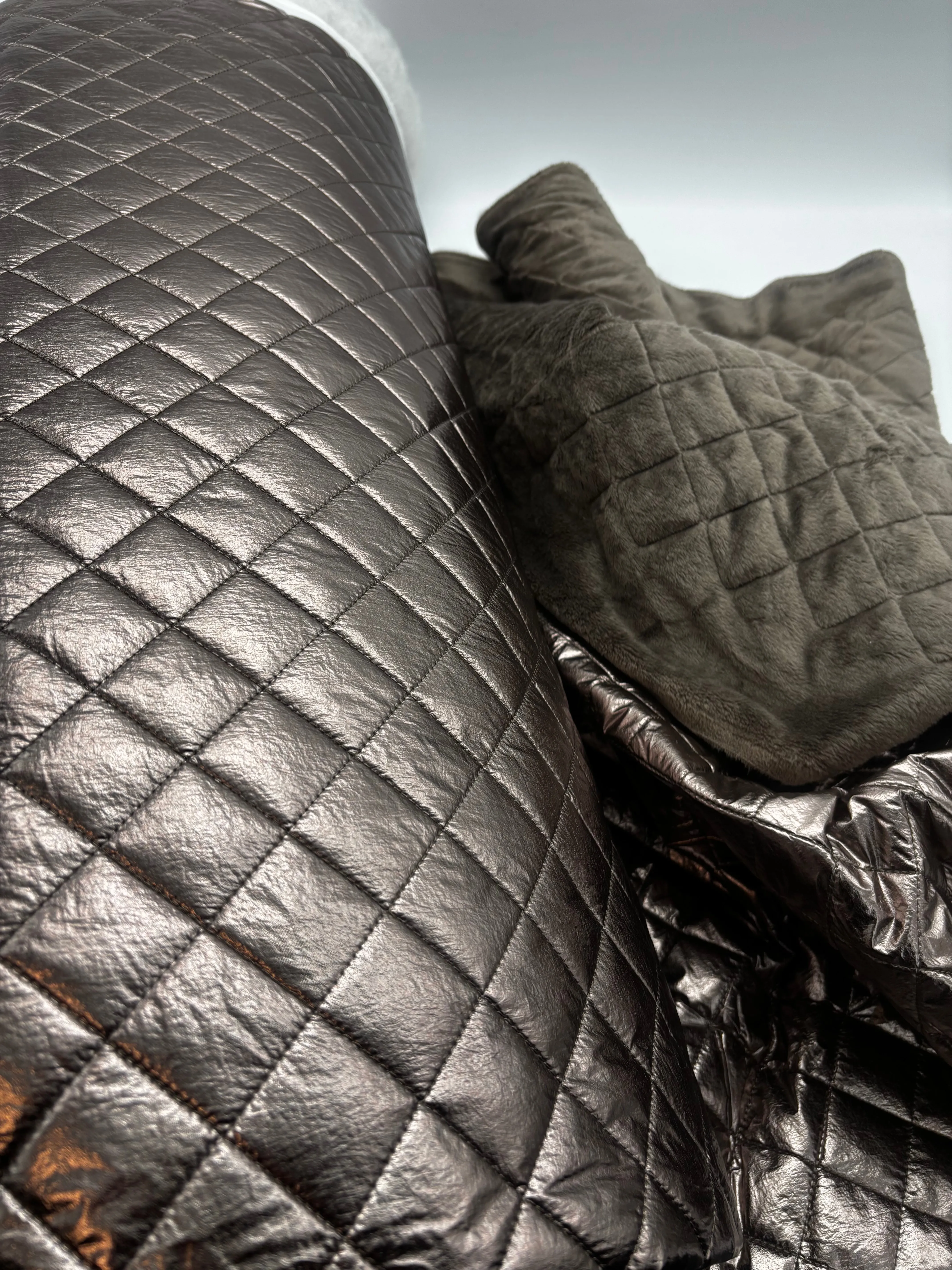 Quilted reversible Faux Leather - Copper