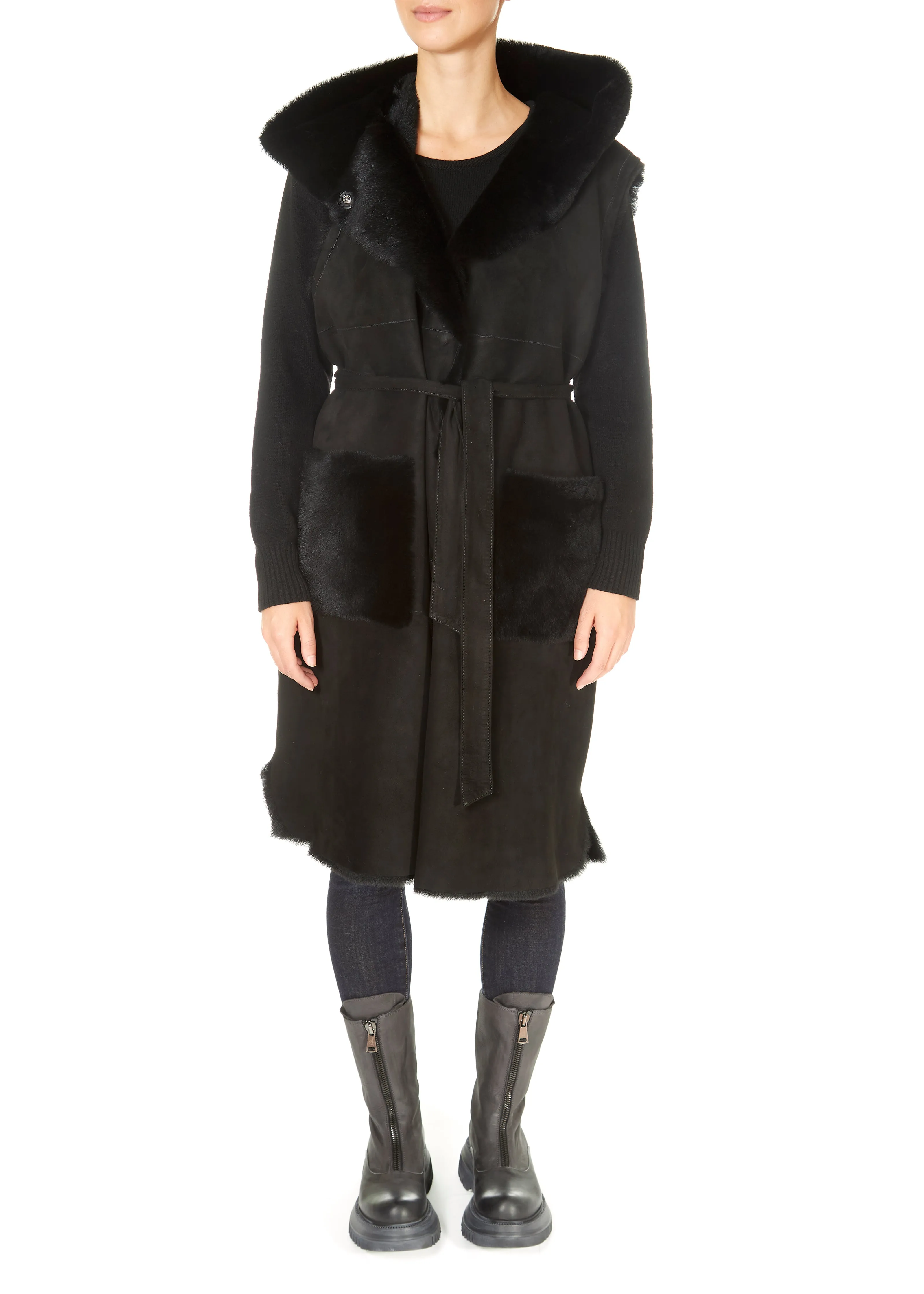 Suprema 'Black Reversible Sheepskin Gilet'