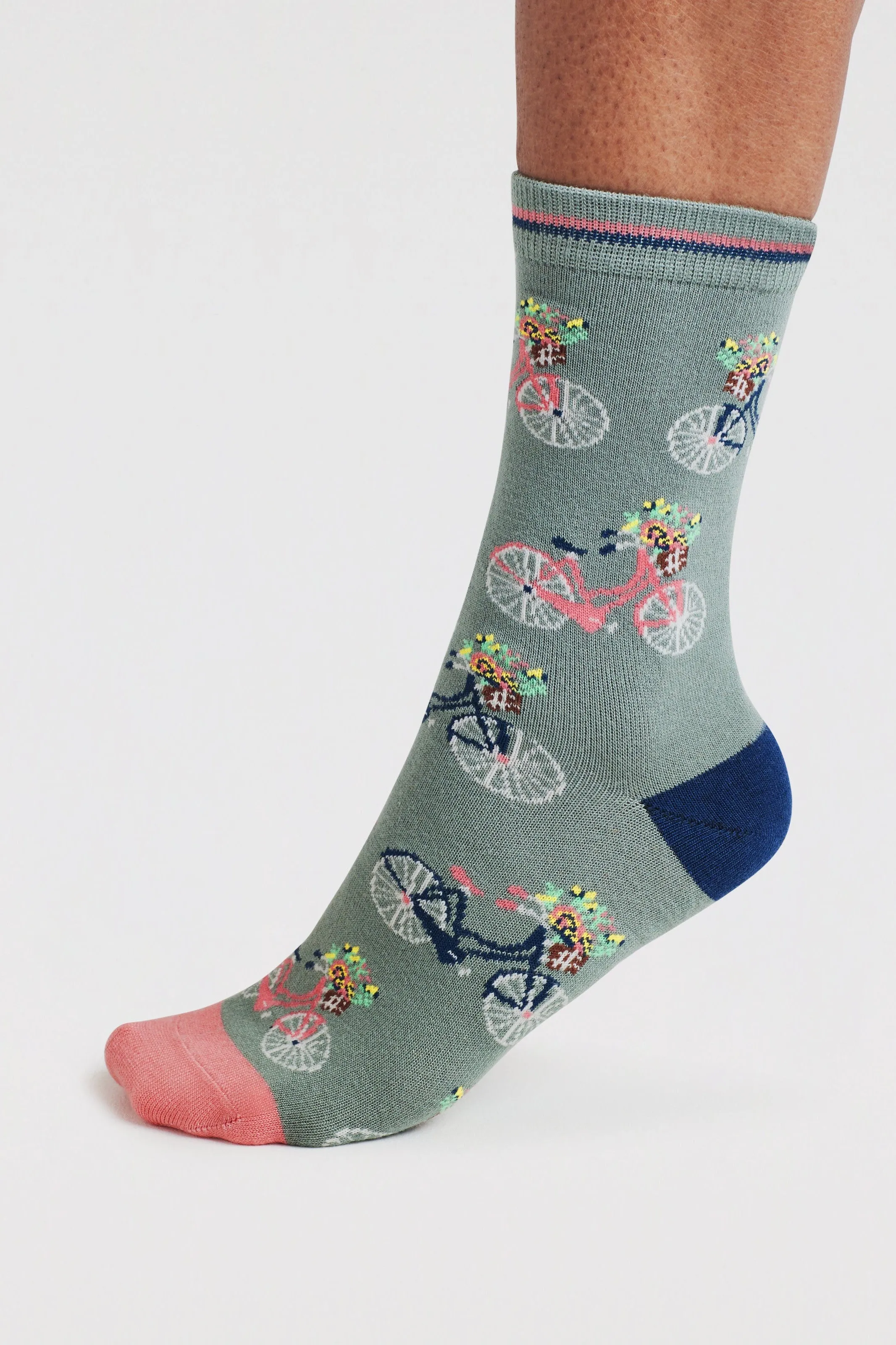 Thought Rosette Bike Bamboo Socks