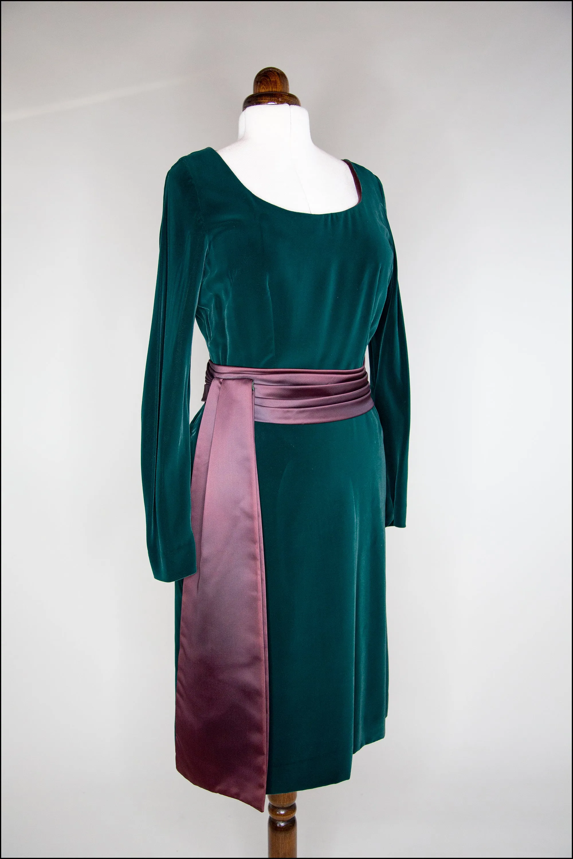 Vintage 1950s Green Velvet Wiggle Dress