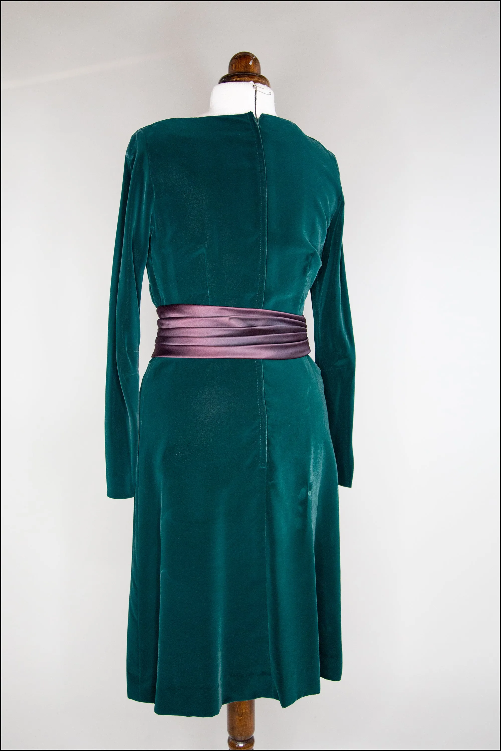 Vintage 1950s Green Velvet Wiggle Dress